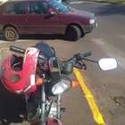 Acidente entre carro e moto é registrado na vila Operária, em Toledo