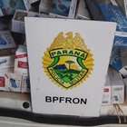 Motorista abandona carro carregado com cigarros após se envolver em batida