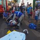 Motociclista sofre traumatismo craniano após colidir com carro no Interlagos