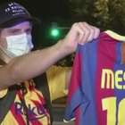 Fãs do Barça imploram para Messi ficar e presidente sair