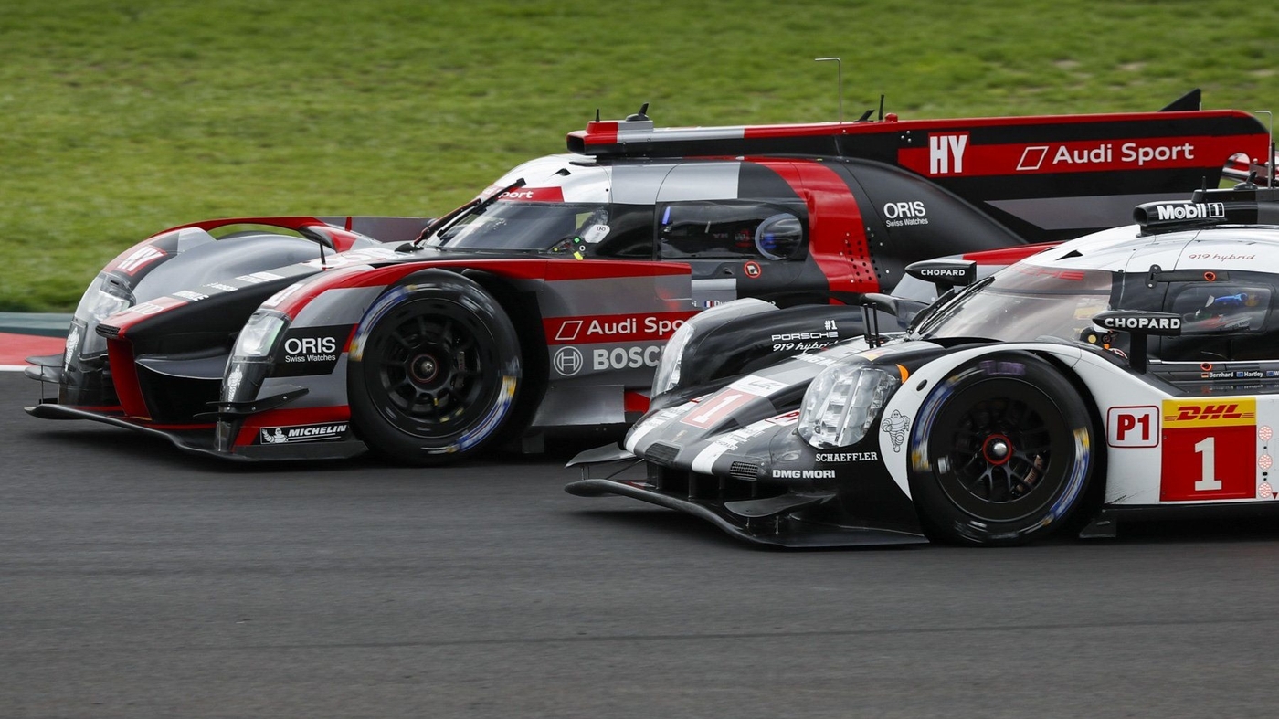 Os sistemas híbridos de Audi e da Porsche eram caros e poucos fabricantes ousaram enfrentar o grupo Volkswagen  Foto: FIA WEC