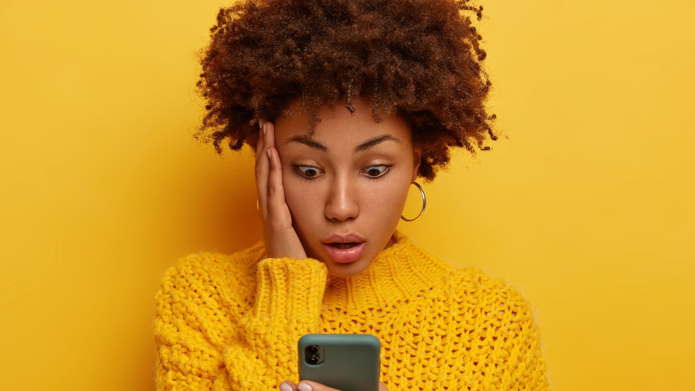 Especialistas comentam como se proteger das mensagens fraudulentas que roubam seu dinheiro  Foto: Freepik