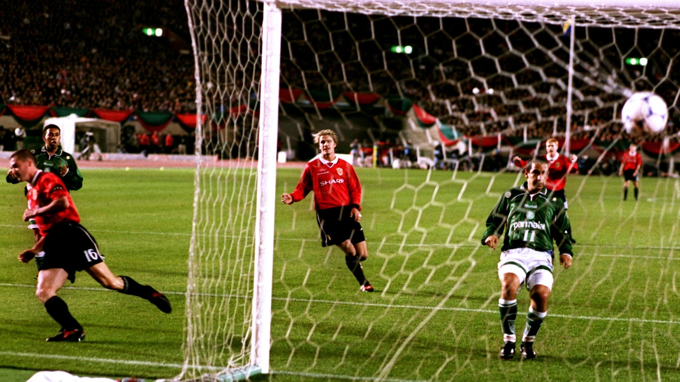 Gol de Roy Keane deu a vitória e o título do Intercontinental de 1999, que depois viria a ser reconhecido como Mundial, ao Manchester United contra o Palmeiras  Foto: Peter Robinson/EMPICS via Getty Images