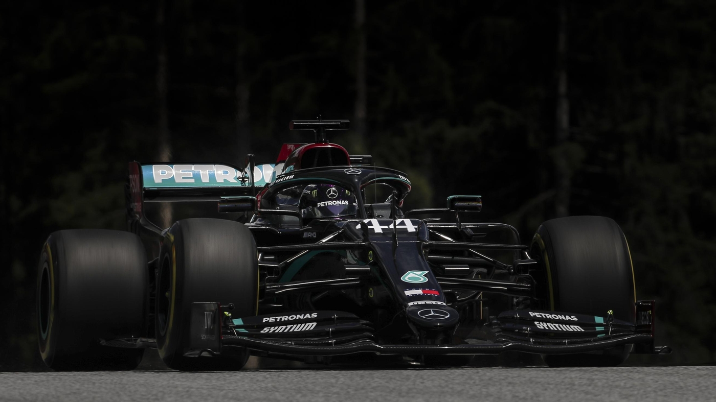 Lewis Hamilton, Mercedes  Foto: Divulgação / Guia do Carro