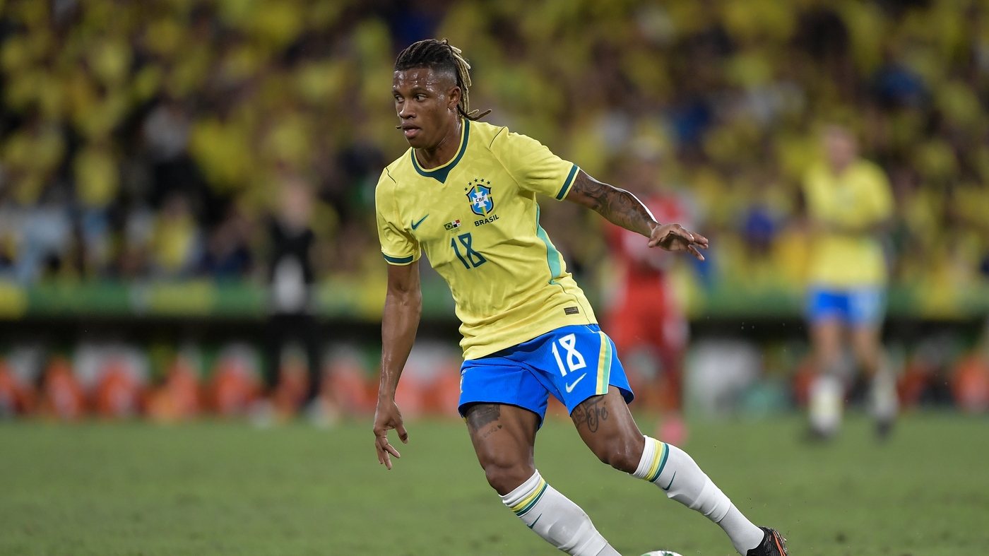 Danilo Santos ganhou a confiança de Ancelotti   Foto: THIAGO RIBEIRO/AGIF / Estadão