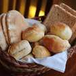 Qual tipo de pão é o mais saudável e o que você deve levar em conta na hora de comprá-lo?
