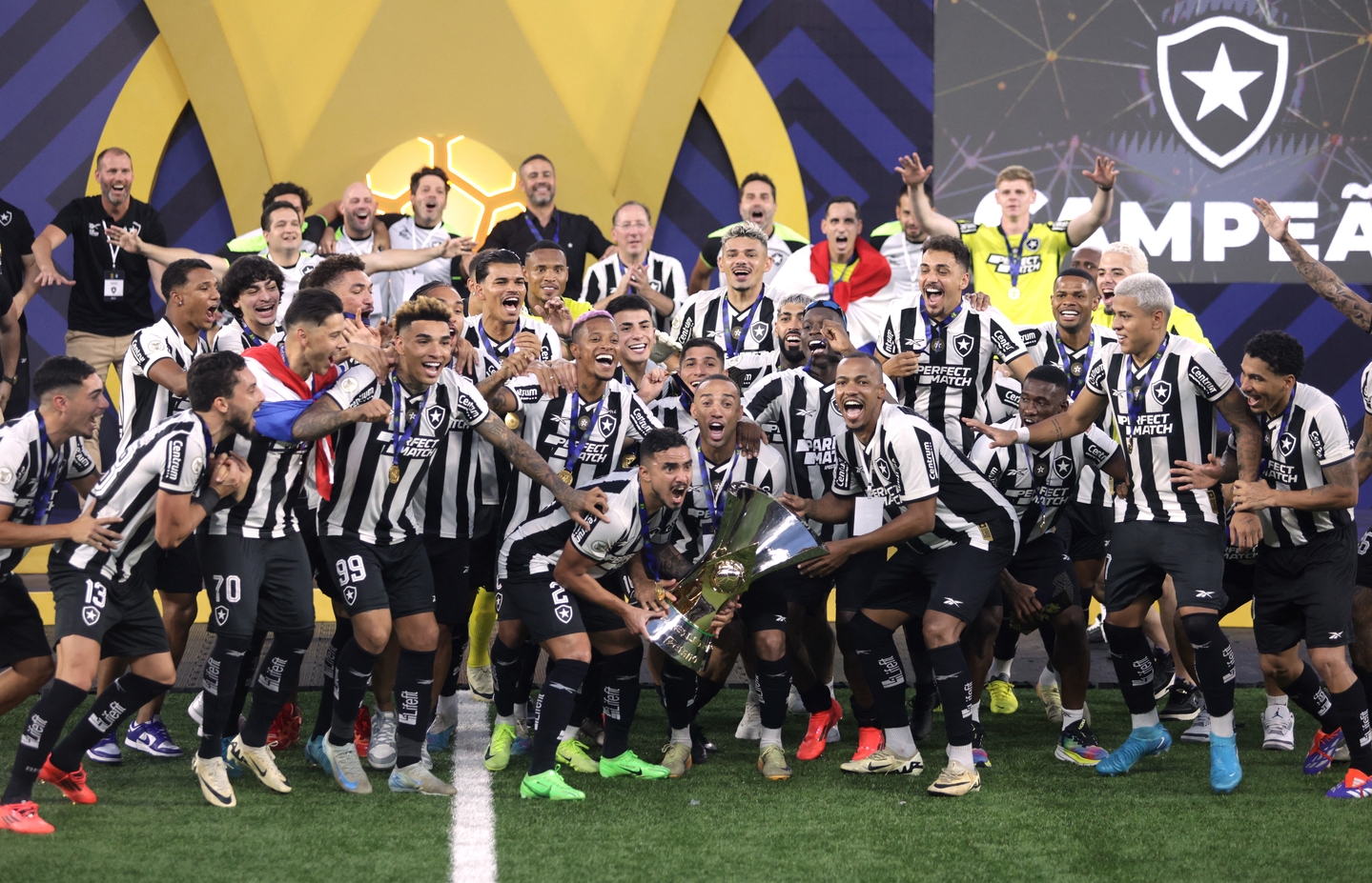 Botafogo conquista Brasileirão  Foto: REUTERS/Ricardo Moraes