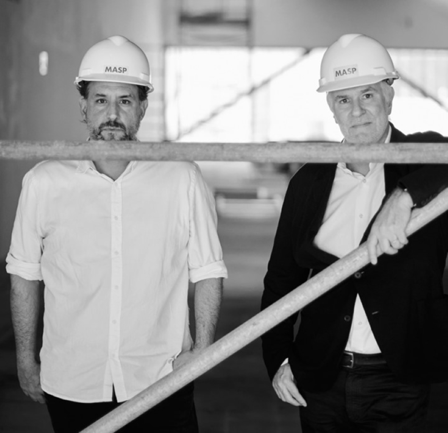 Martin e Heitor na obra: um legado para São Paulo  Foto: Loiro Cunha / Velvet
