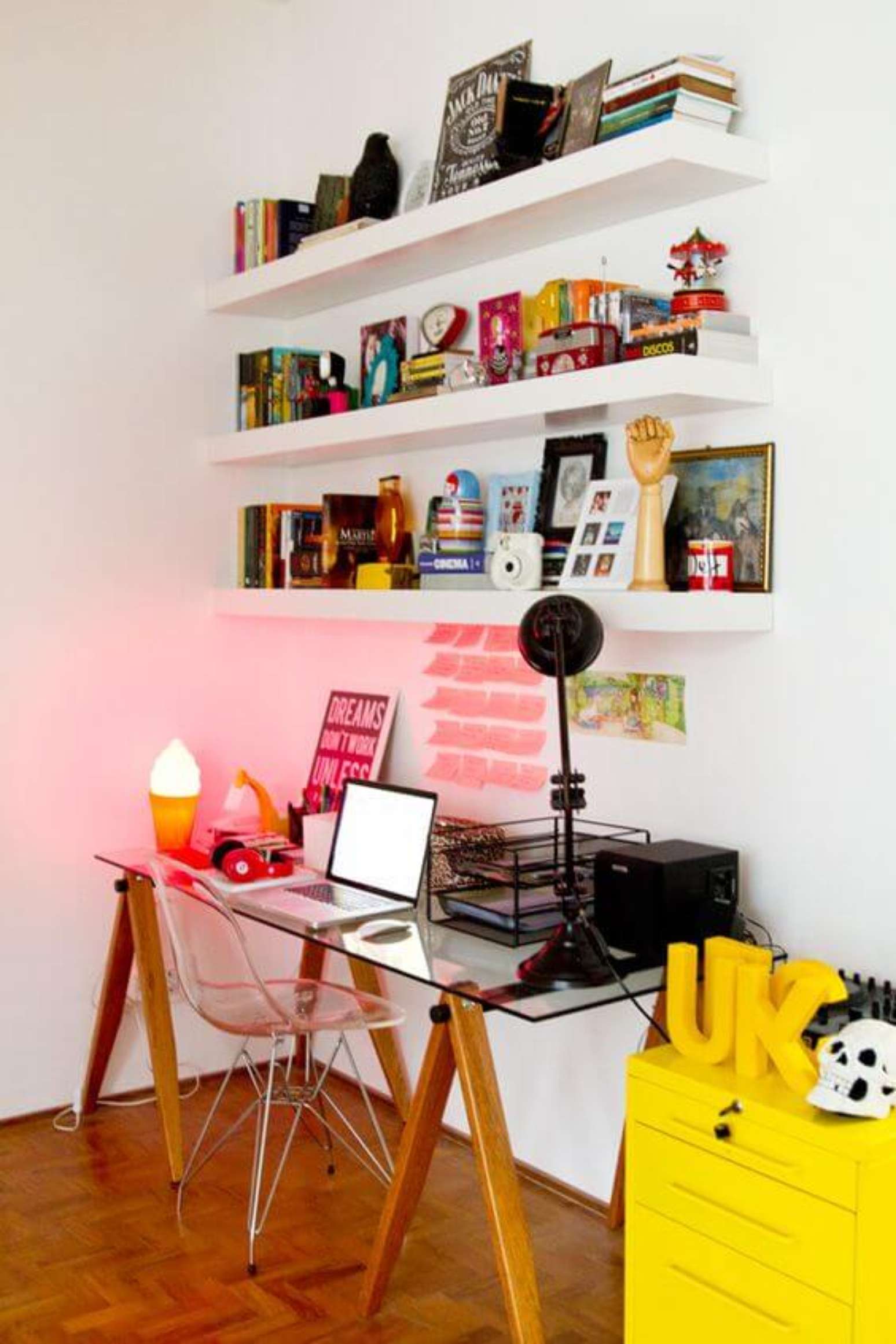 Mesa de Estudo: +68 Modelos para Ter no Quarto e Focar nos Estudos