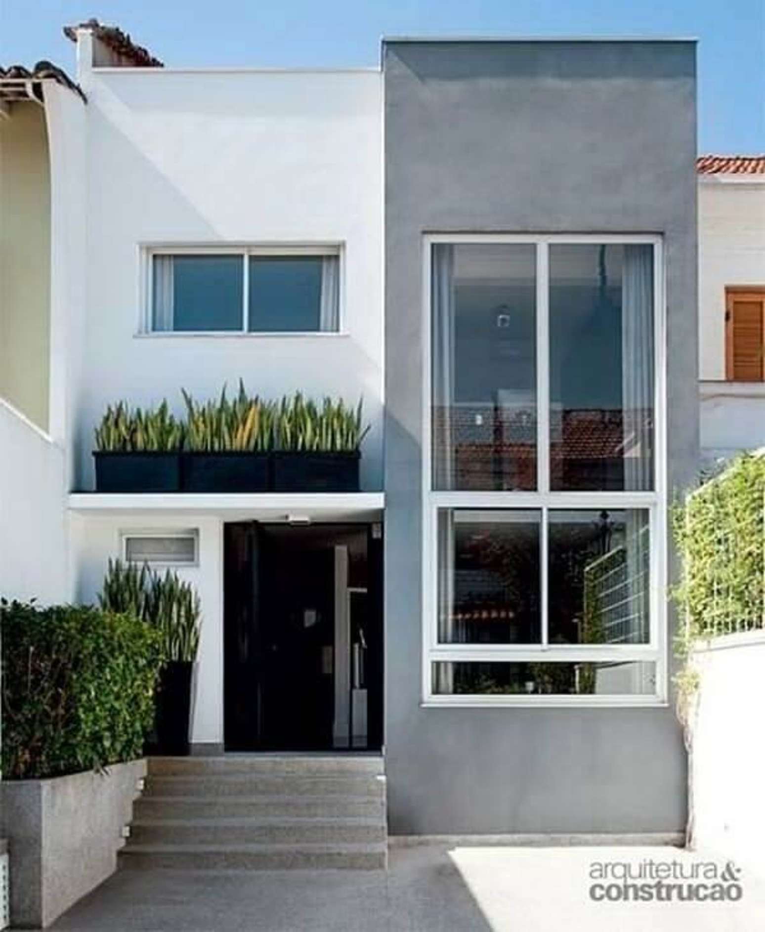 Sobrado Pequeno: +73 Projetos Para Se Inspirar e Construir