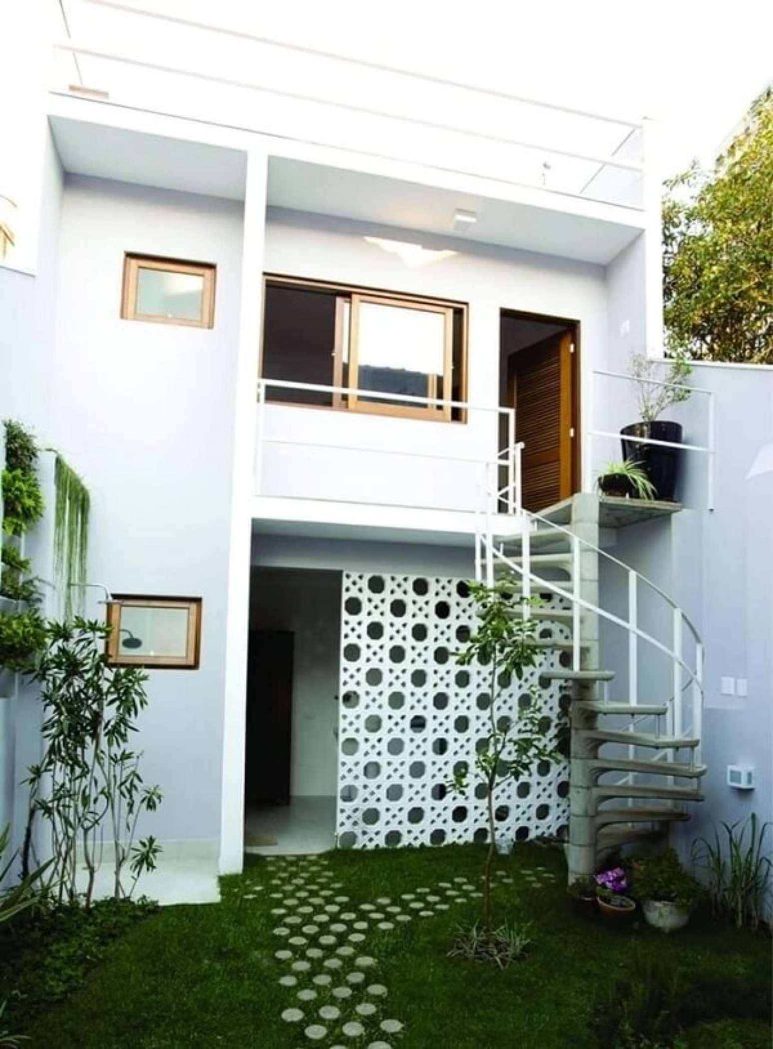 Sobrado Pequeno: +73 Projetos Para Se Inspirar e Construir