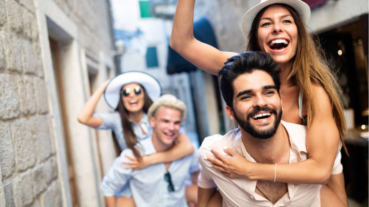Retrospectiva do zodíaco: signos que mais tiveram sorte no amor em 2022