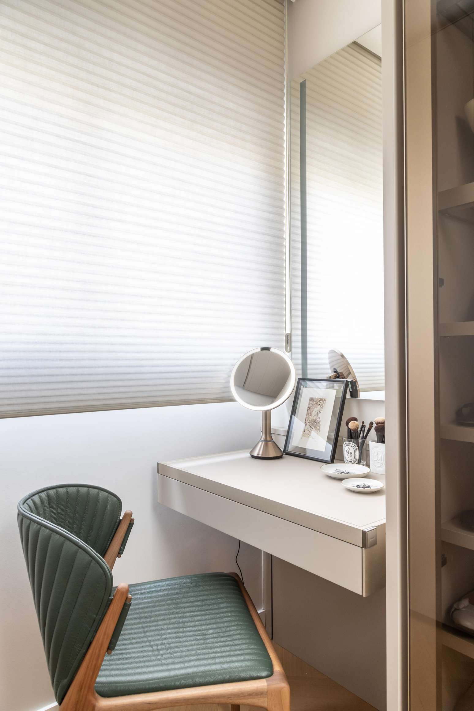 Penteadeira no décor: 14 projetos com diversos tamanhos e estilos