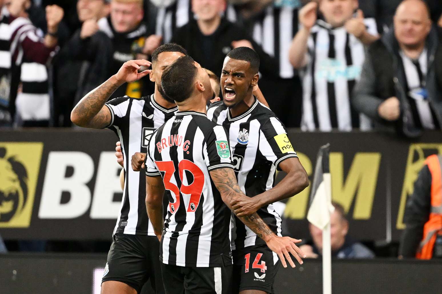 Newcastle vence Manchester City e avança para as oitavas da Copa da ...