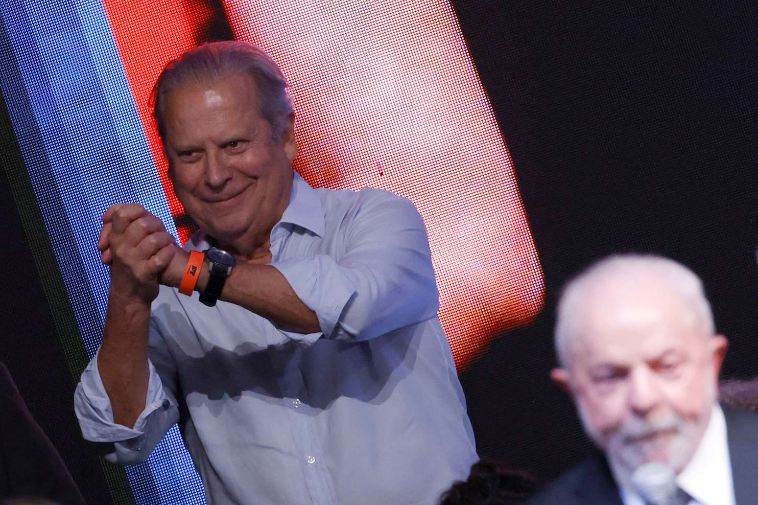 Volta de José Dirceu tem aval de Lula e apreensão de alas do PT