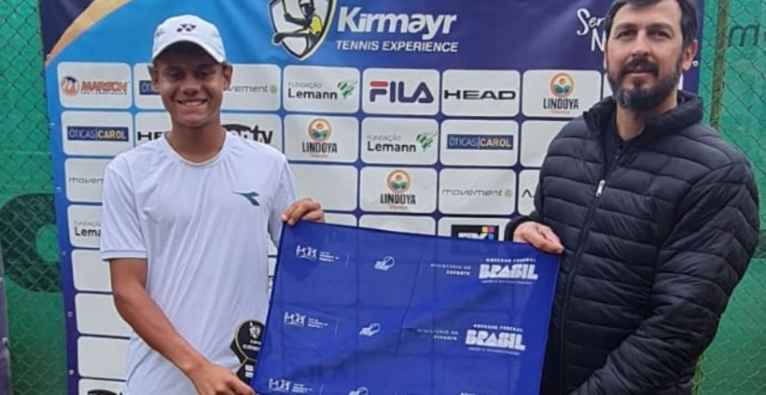 Livas Damázio, de 14 anos, é vice-campeão no ITF de Serra Negra (SP)