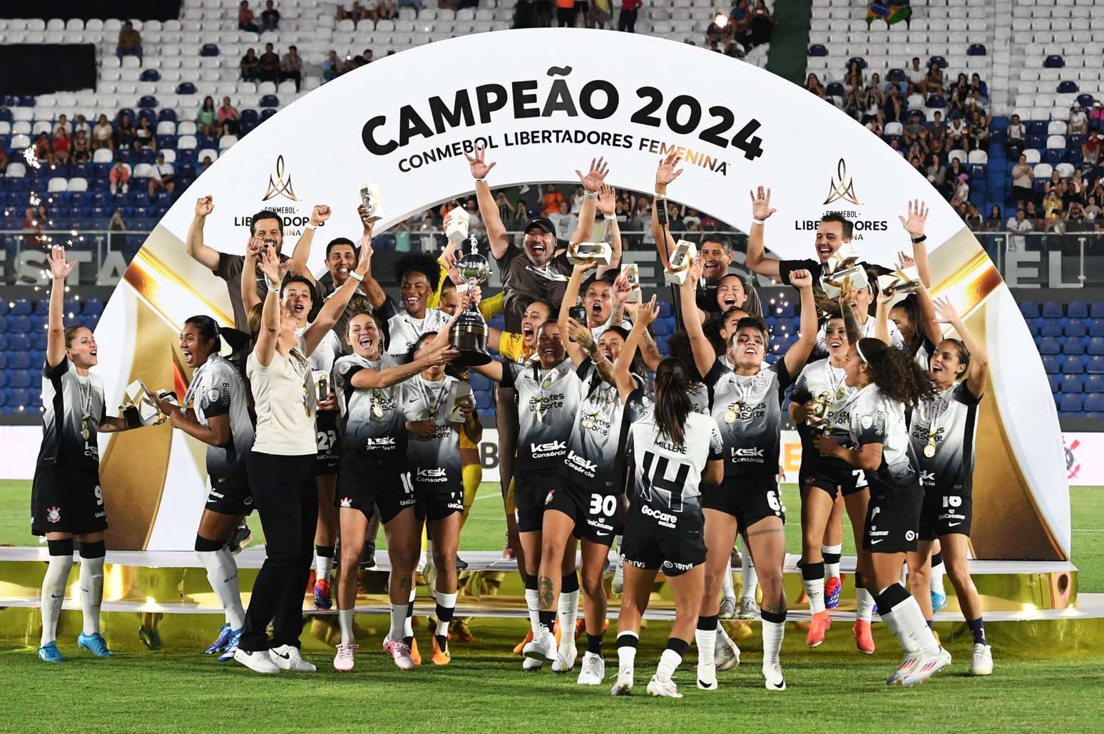 Corinthians vence Santa Fé e é pentacampeão da Libertadores Feminina