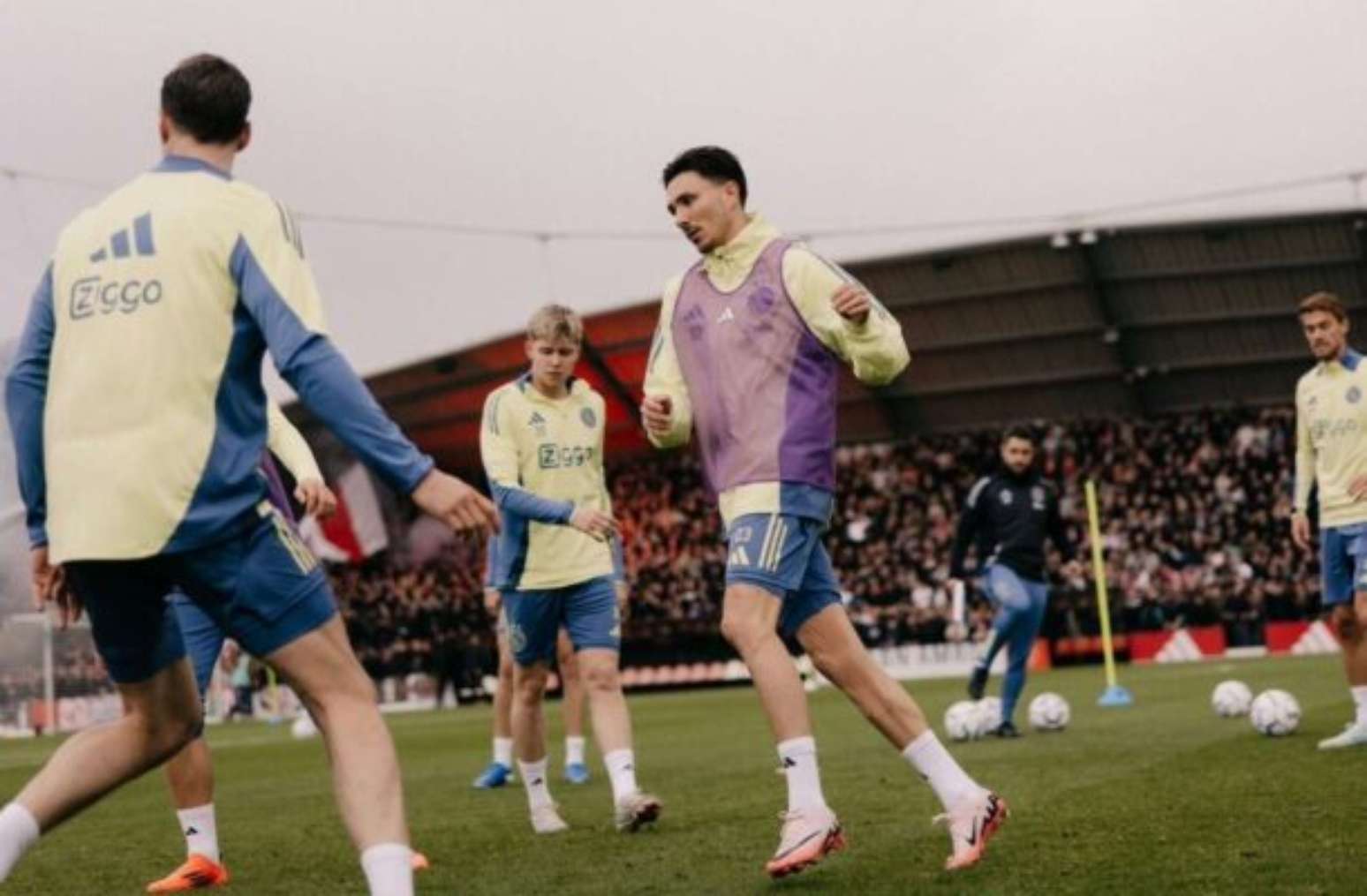 Ajax x PSV: onde assistir, escalações e arbitragem