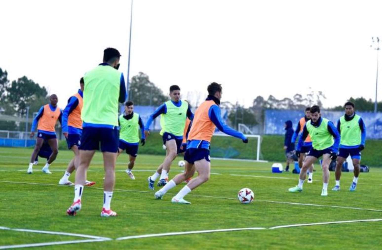 Maccabi Tel Aviv x Porto: onde assistir, escalações e arbitragem