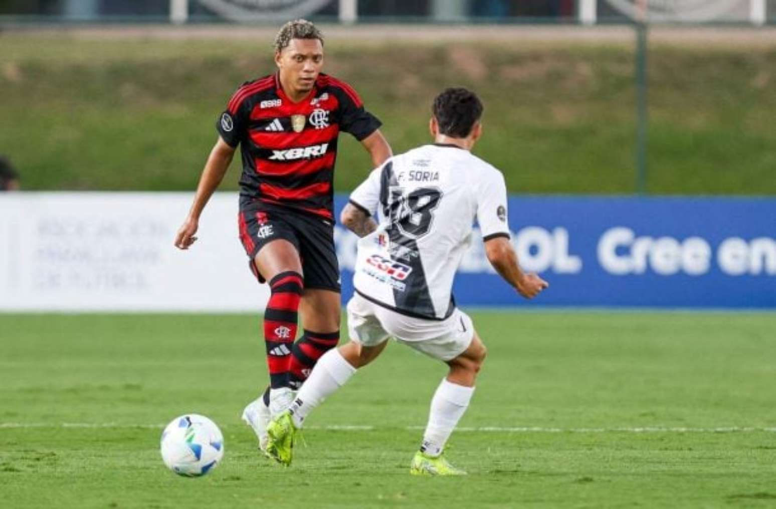 Flamengo bate Danubio e avança à semifinal da Libertadores Sub-20