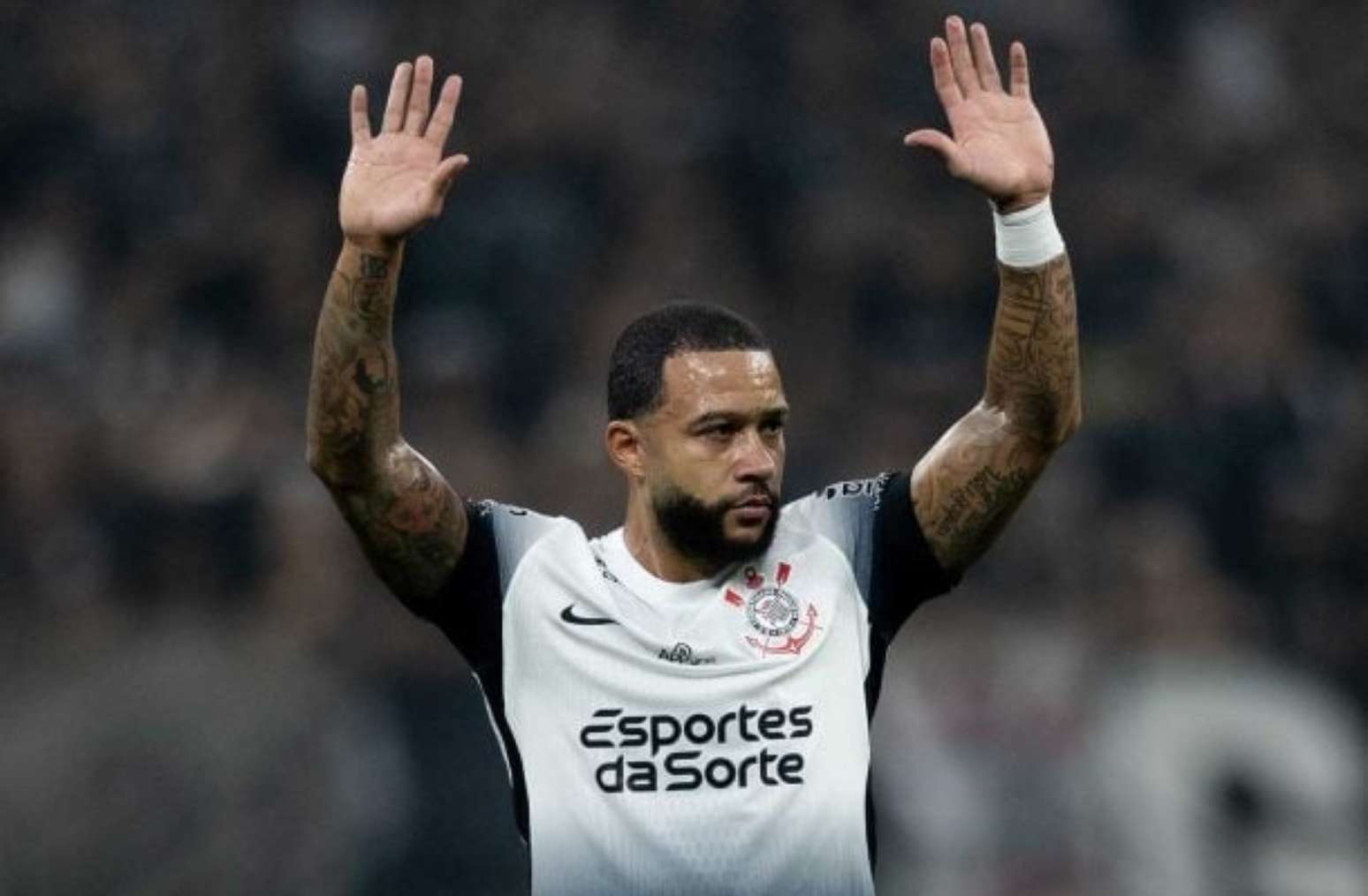 Memphis Depay atinge penúltima meta de gols no Corinthians; veja valores