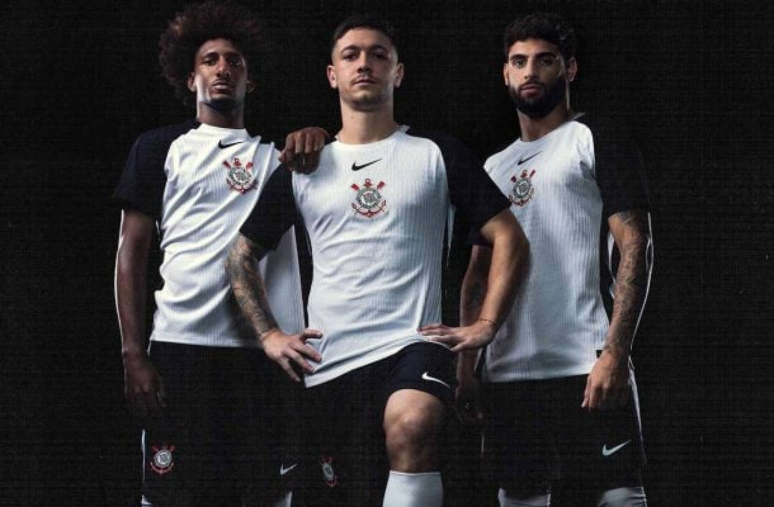 Corinthians lança uniforme com homenagem ao Mundial de 2000