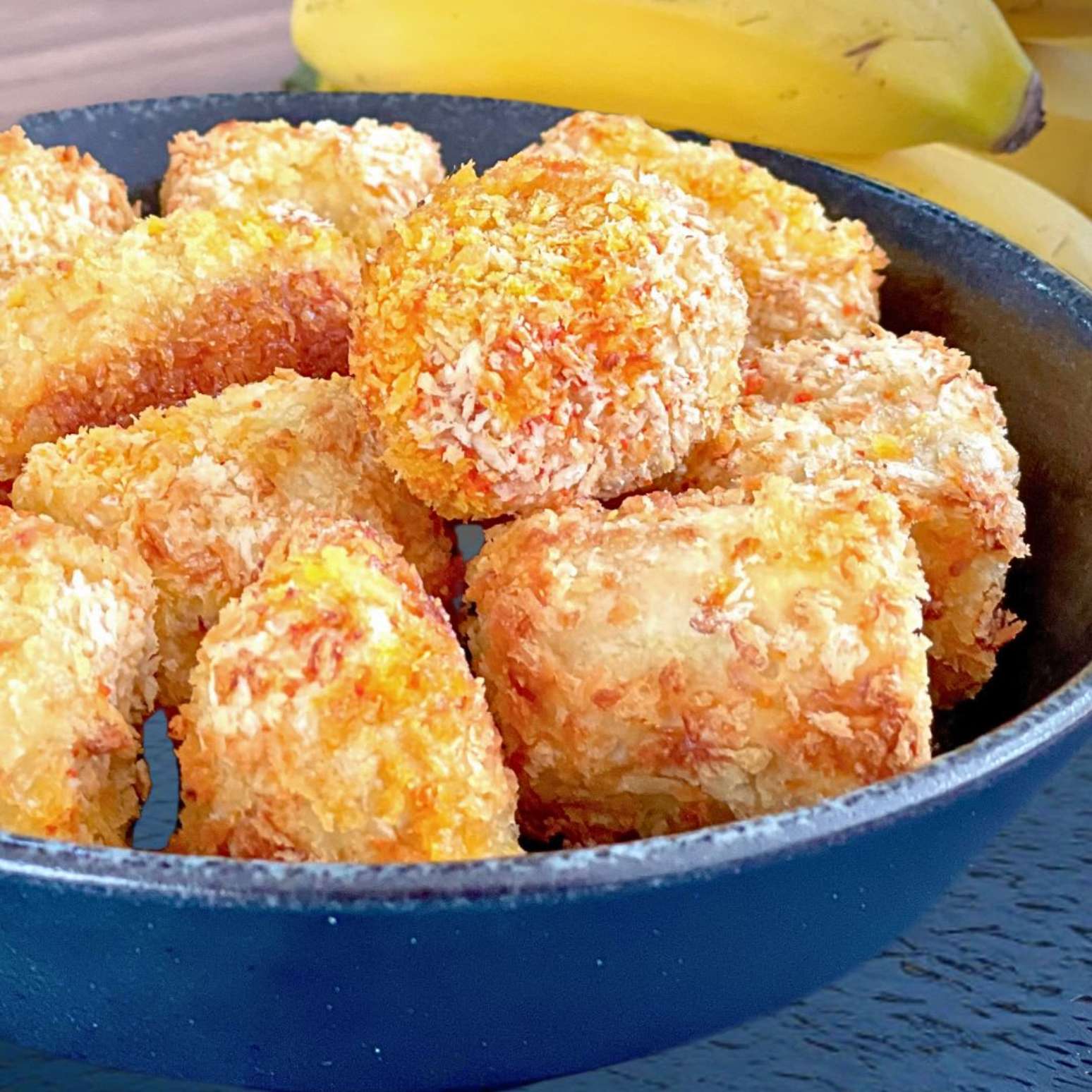 Banana à milanesa sem fritar: sequinha, irresistível e fácil