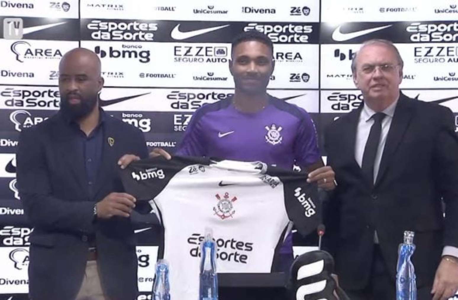 Vitinho é apresentado no Corinthians e projeta estreia: 'Quero mostrar ...