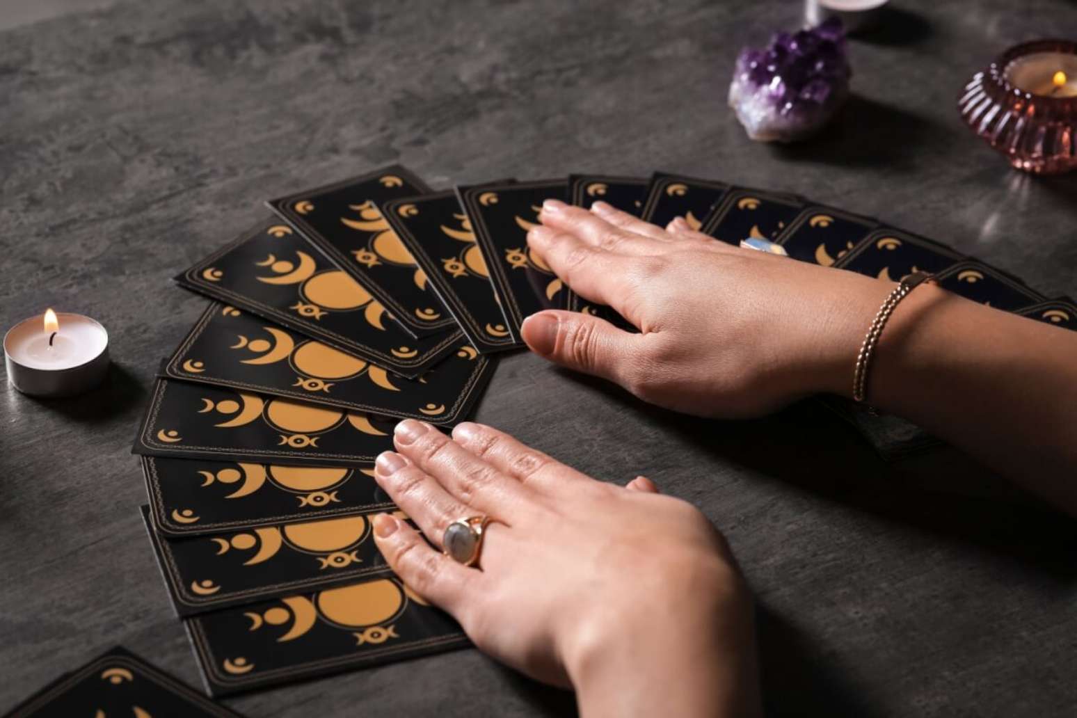 Tarot semanal: previsão para os signos de 18 a 24 agosto de 2025