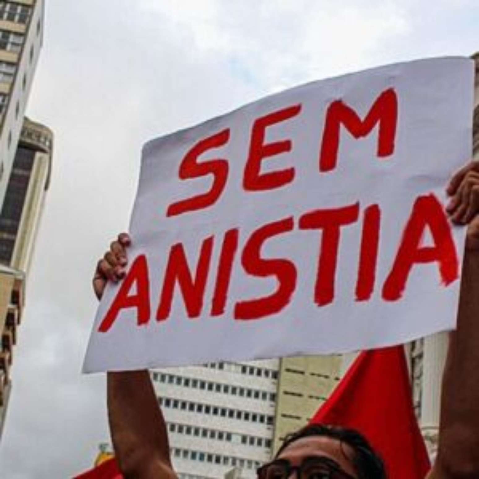 Anistia política: saiba o que significa ficar sem ela