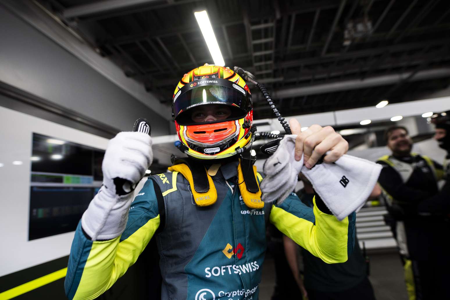 Dudu Barrichello brilha em Fuji e conquista a pole position na 100ª ...