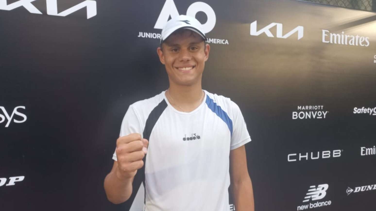 Livas Damazio tem boa vitória na estreia em busca de vaga no Australian ...