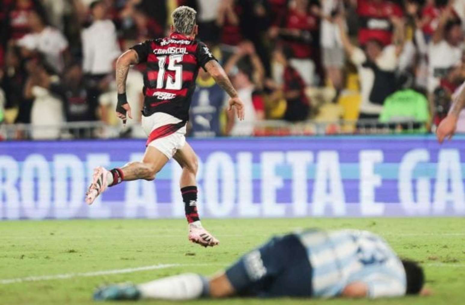 Recital de Carrascal em vitória do Flamengo causa impacto entre sul ...