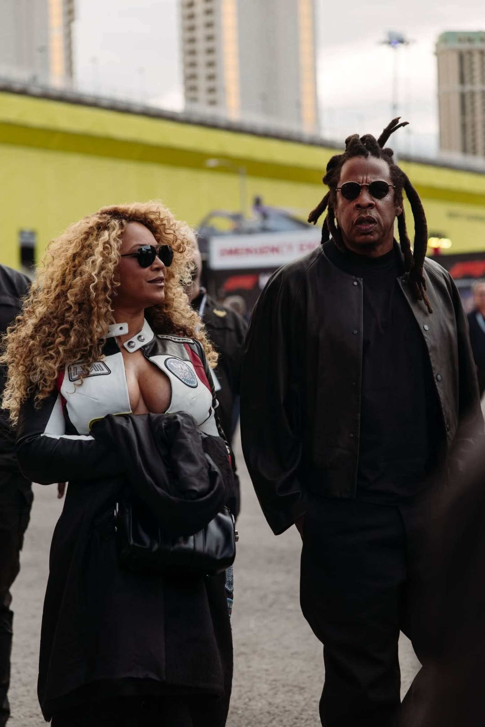 Beyoncé chega a Las Vegas para acompanhar a Fórmula 1 com Jay-Z