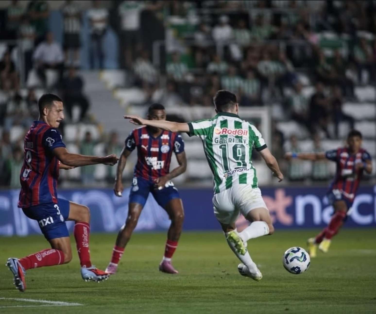 América-MG demite Roger Silva após derrota para o Juventude na Série B
