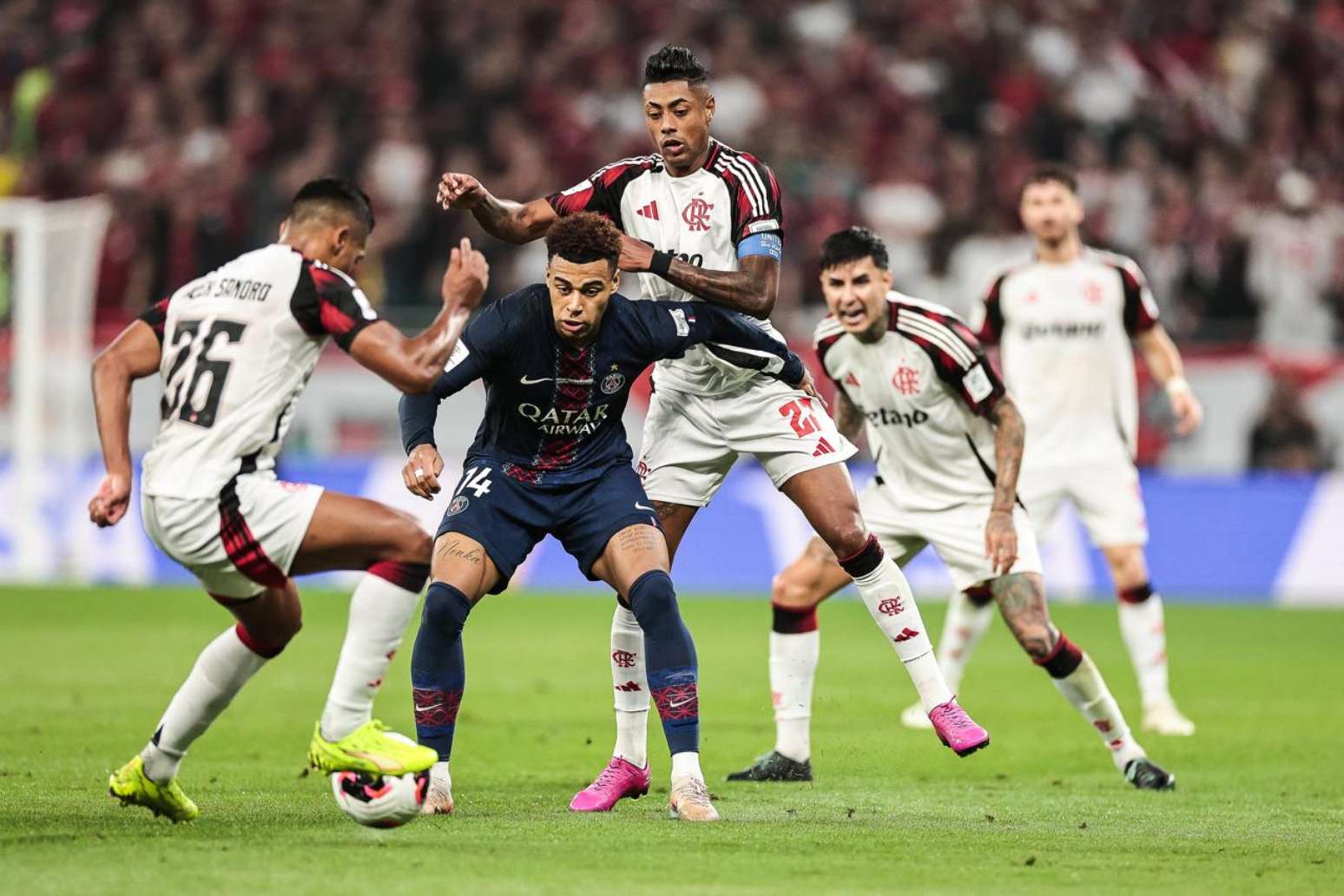 PSG bate o Flamengo nos pênaltis e conquista a Copa Intercontinental em ...
