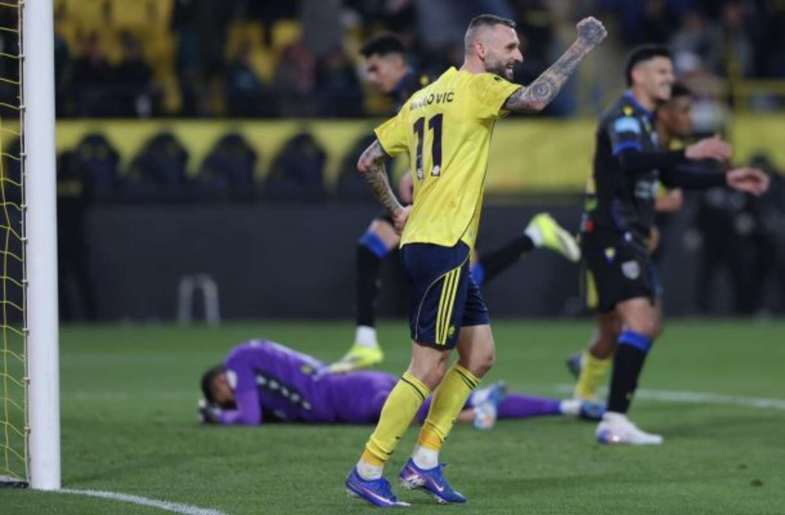 Al-Nassr vence o Al Taawoun e encosta na briga pela liderança do Saudita
