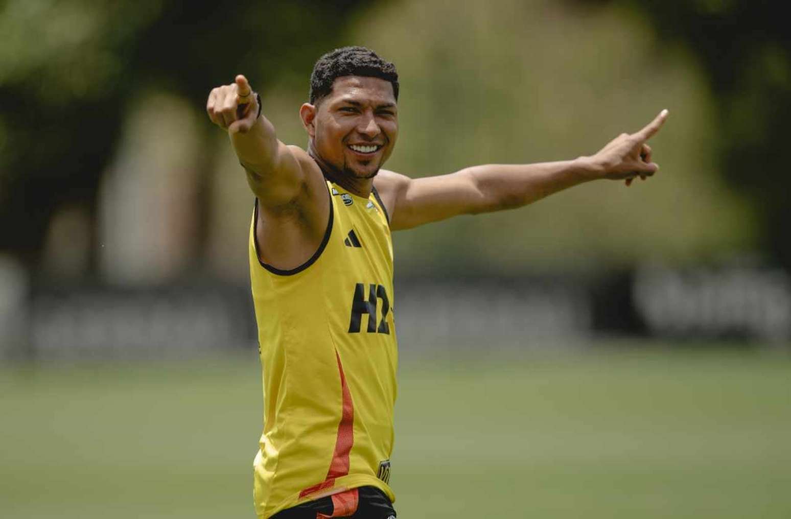 Rony vai ao CT e fica próximo de ser anunciado pelo Santos