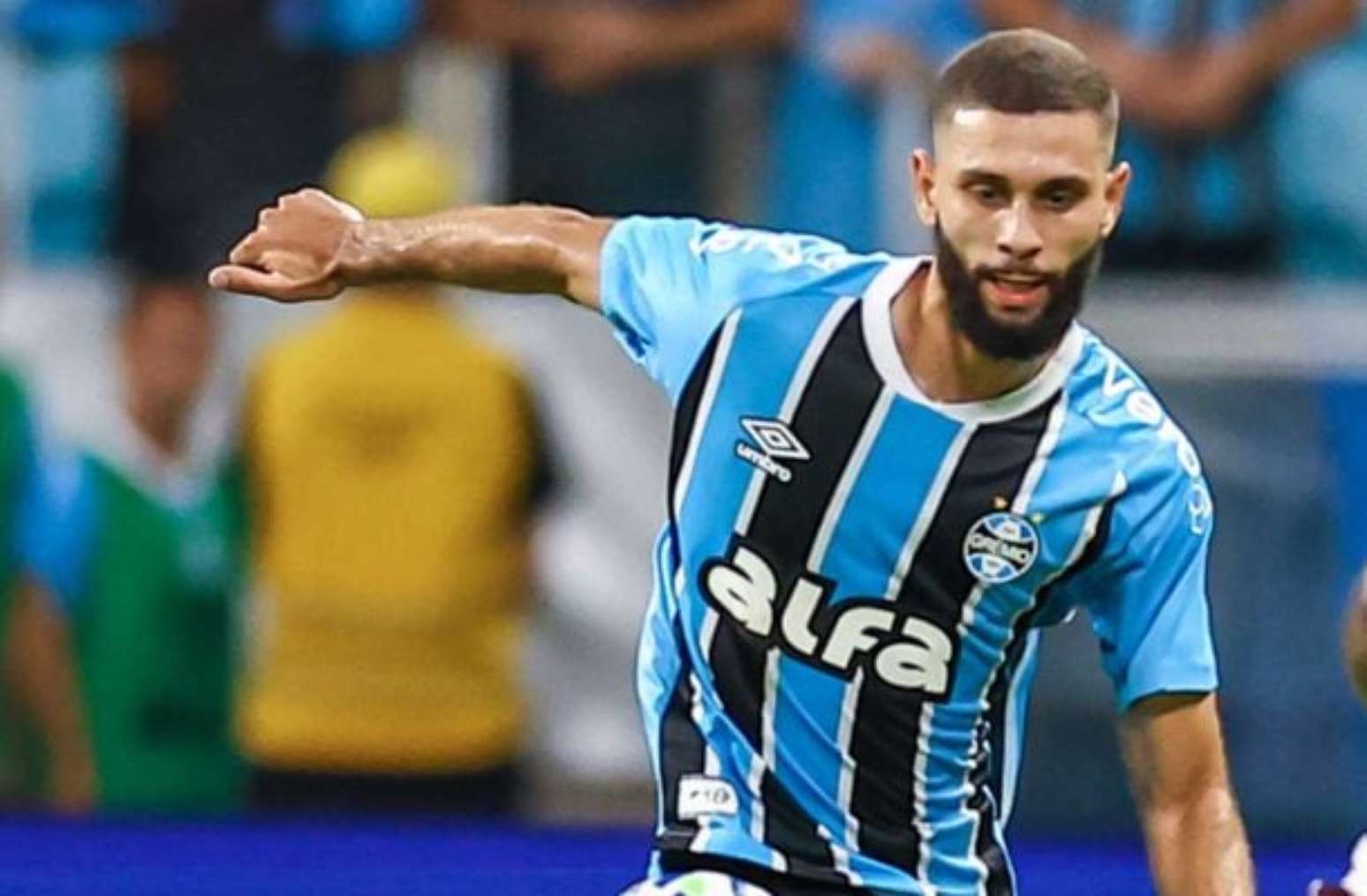 INTERESSE NOS BASTIDORES! Grêmio define preço e avalia futuro de Wagner Leonardo