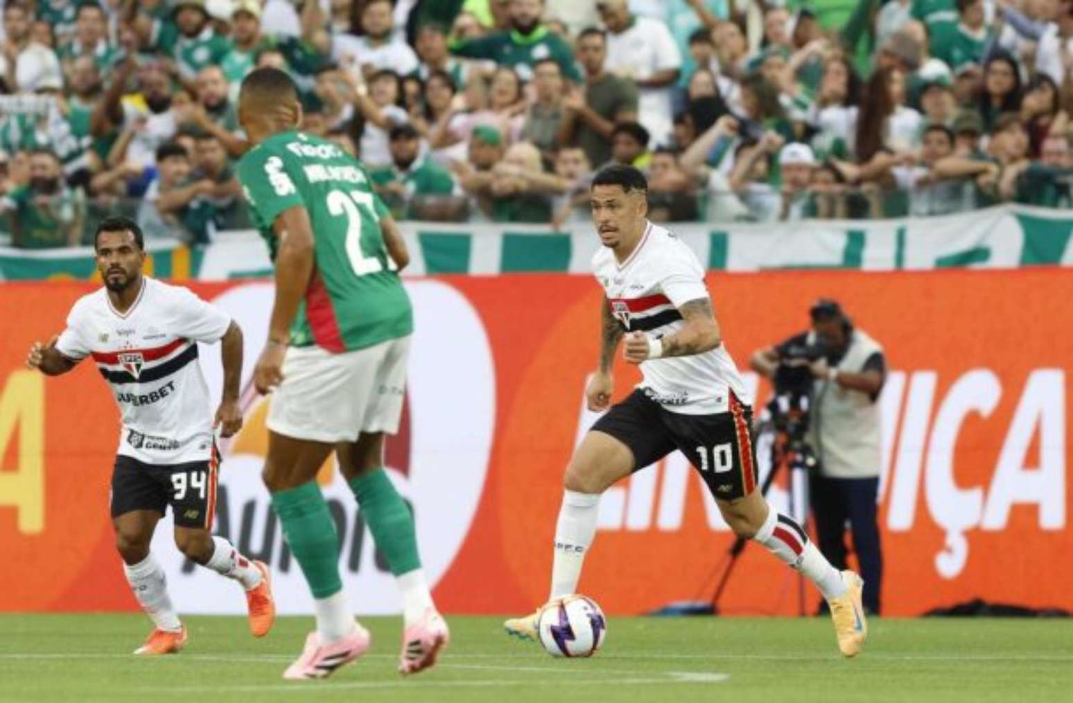 São Paulo reencontra o Palmeiras em cenário oposto ao do último clássico