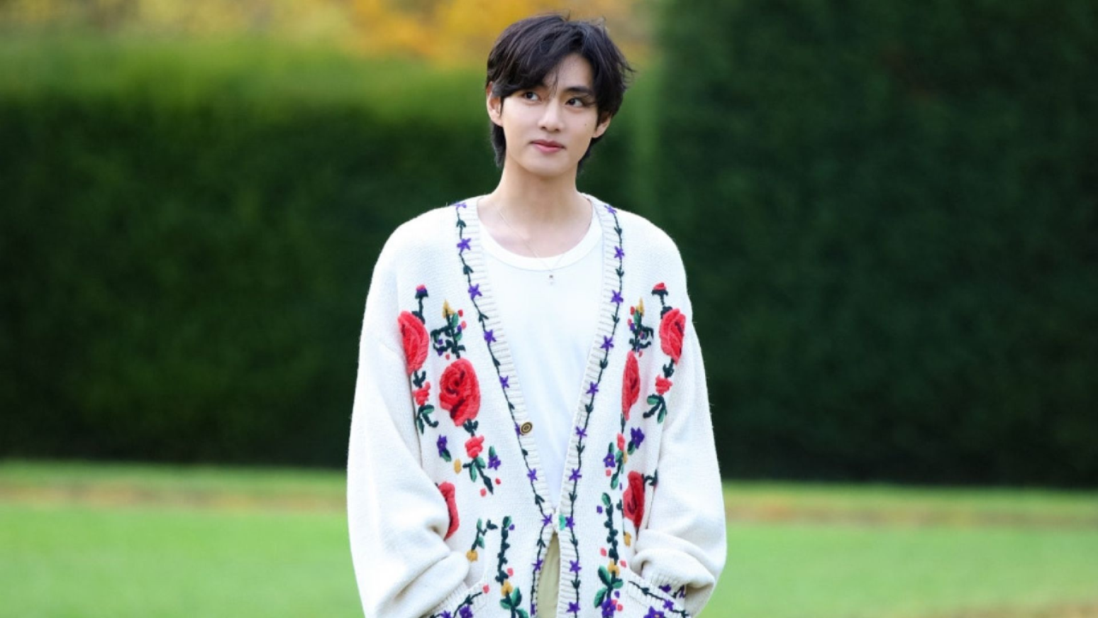 V, do BTS, está namorando Wonyoung? Os fãs encontraram muitas pistas!