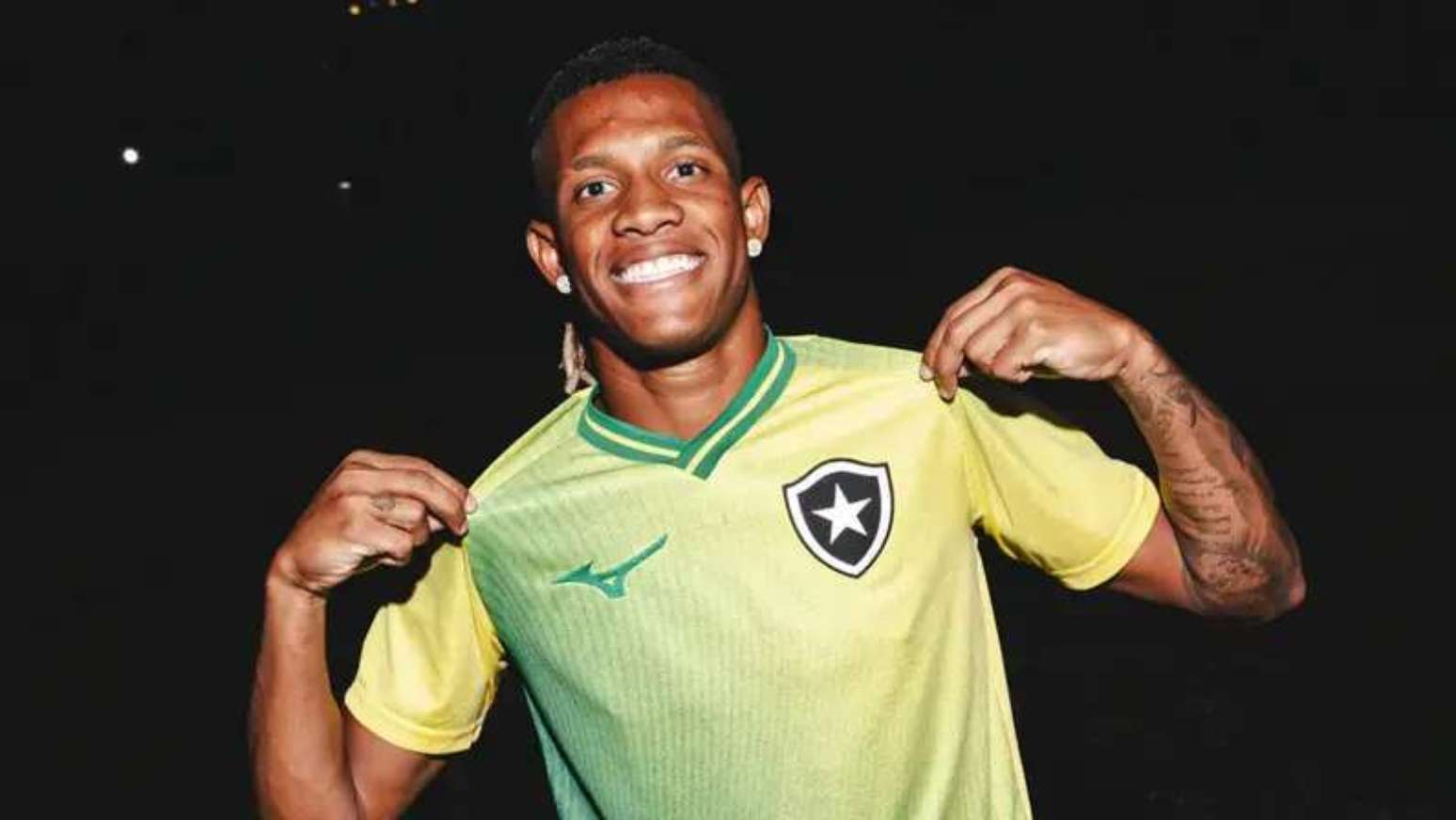 Botafogo lança camisa inspirada na Seleção Brasileira às vésperas da ...