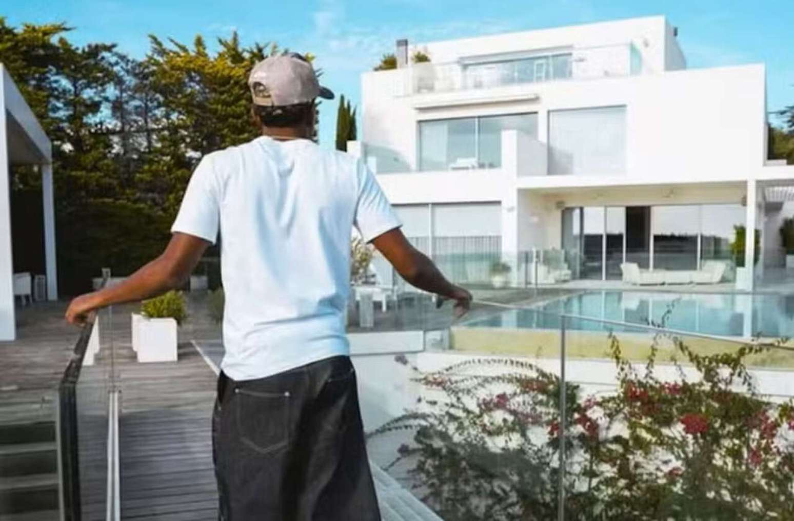 Casa de Lamine Yamal sofre tentativa de invasão durante semifinal da