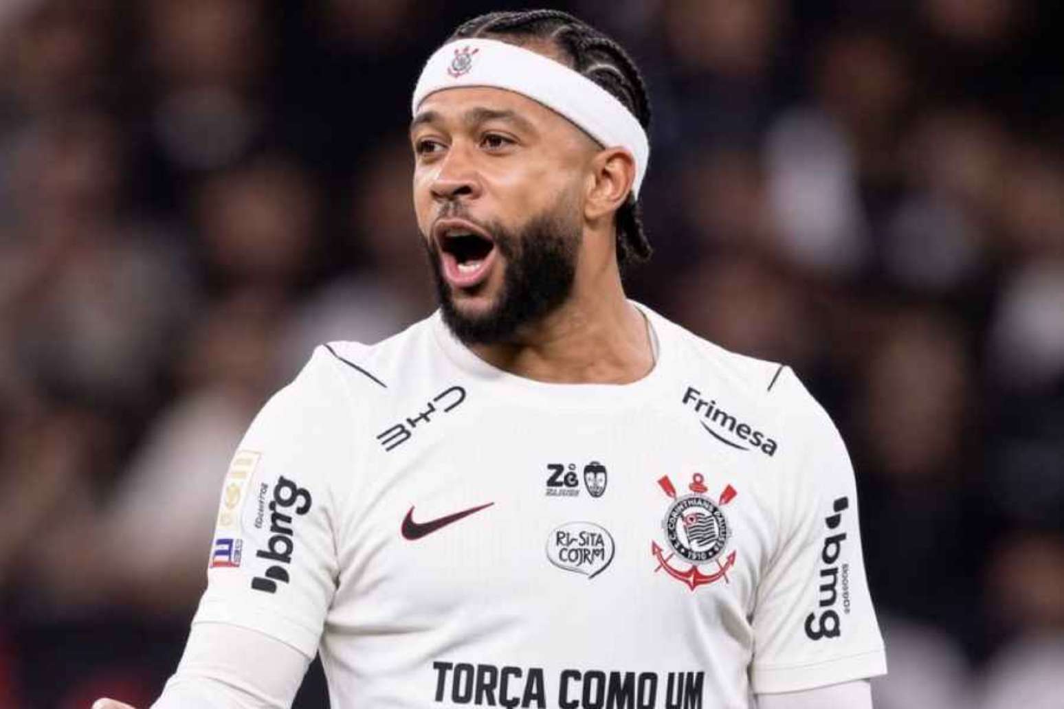 corinthians-depay-poder-ser-titular-em-jogo-da-libertadores
