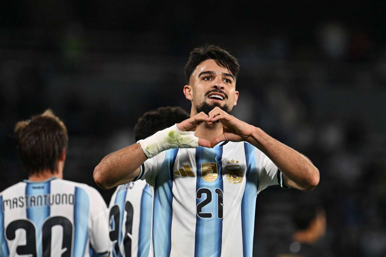 Flaco López faz primeiro gol e Argentina goleia Bolívia sem Messi; veja ...