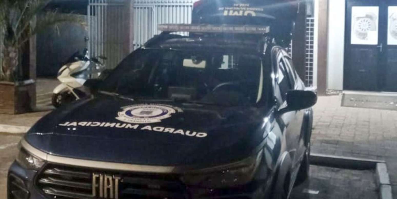 Homem agride companheira, ataca guardas municipais e é preso em ...