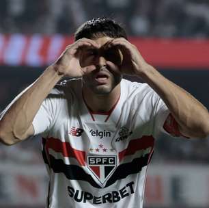 Com goleada e 'susto' na rodada, confira a tabela do Brasileirão