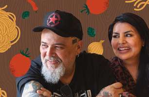 João Gordo distribui marmitas veganas na rua: 'O jeito que a gente age é punk'