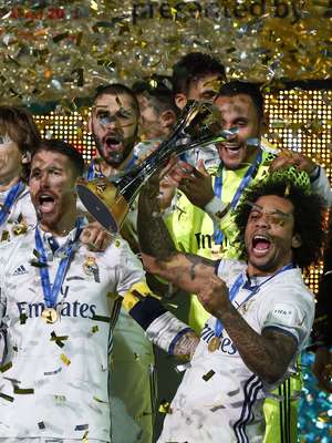 Real sofre, vence Kashima na prorrogação e conquista Mundial