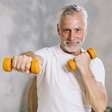 É preciso treinar mais para ganhar massa muscular após os 40?